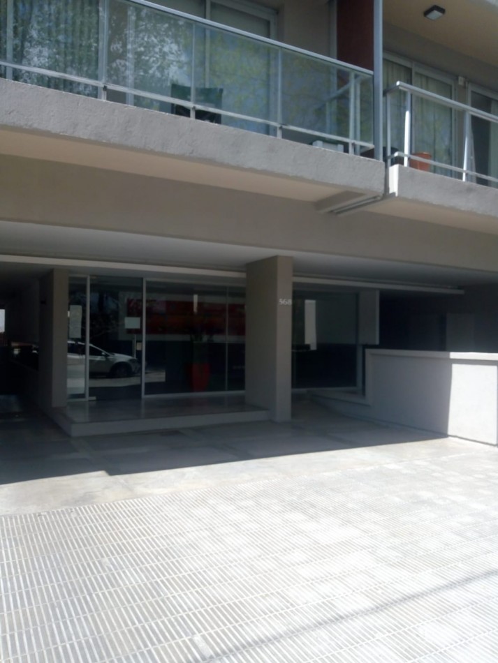 VENTA COCHERA B° POMPEYA . EDIFICIO LAS ALONDRAS II 