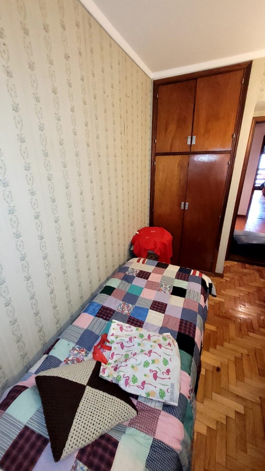 Amplio Depto 4 Amb. con Balcones Al Frente, Dependencia y Baulera