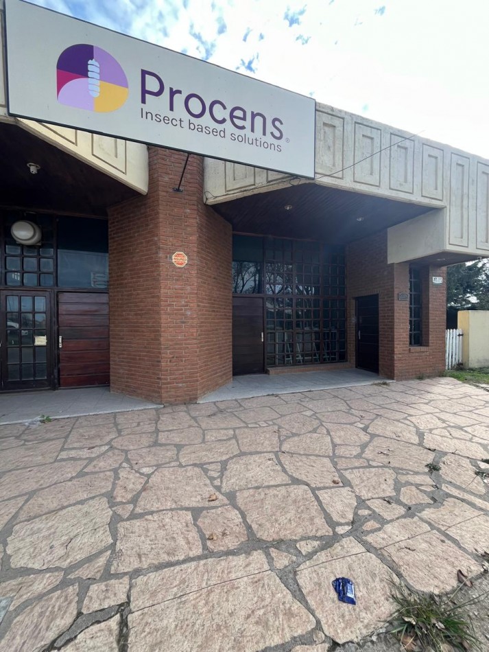 Venta Propiedad Inmejorable Ubicacion Comercial Gran Predio Con Galpones Y Oficinas