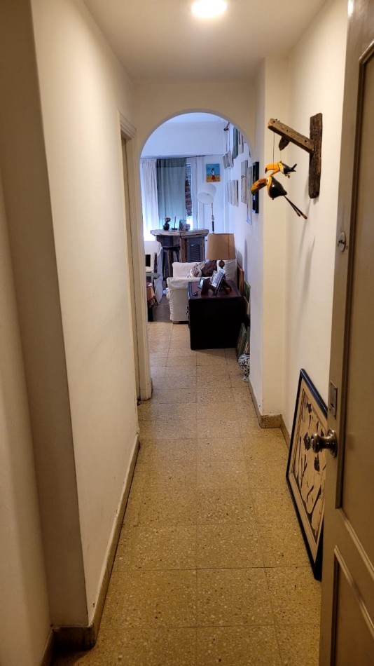 Departamento 3 ambientes Pleno Centro Patonal San martin con Balcon al frente