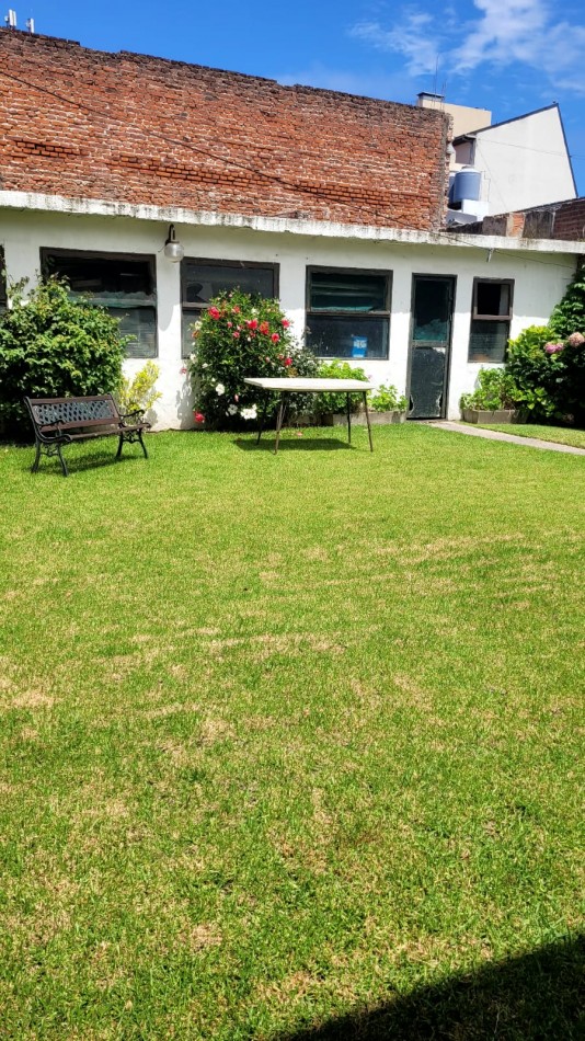 Casa Para Reciclar O Terreno Zona Comercial Juan B. Justo