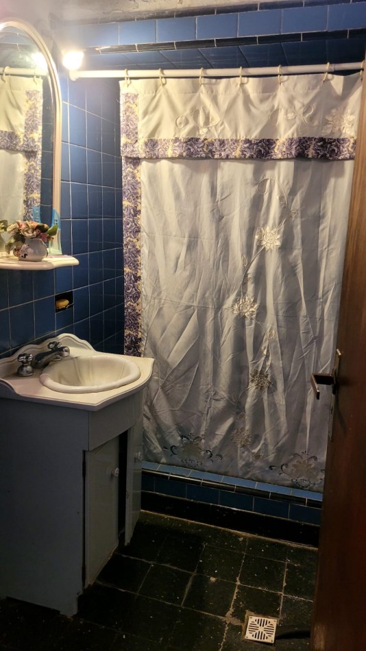 Casa Para Reciclar O Terreno Zona Comercial Juan B. Justo