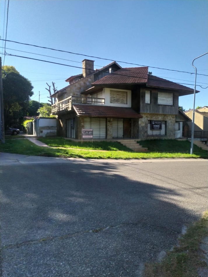 Hermoso Chalet En Playa Grande