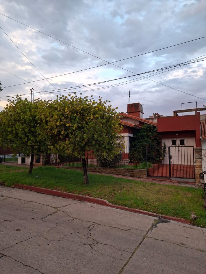 CHALET B° VILLA LOURDES MAR DEL PLATA