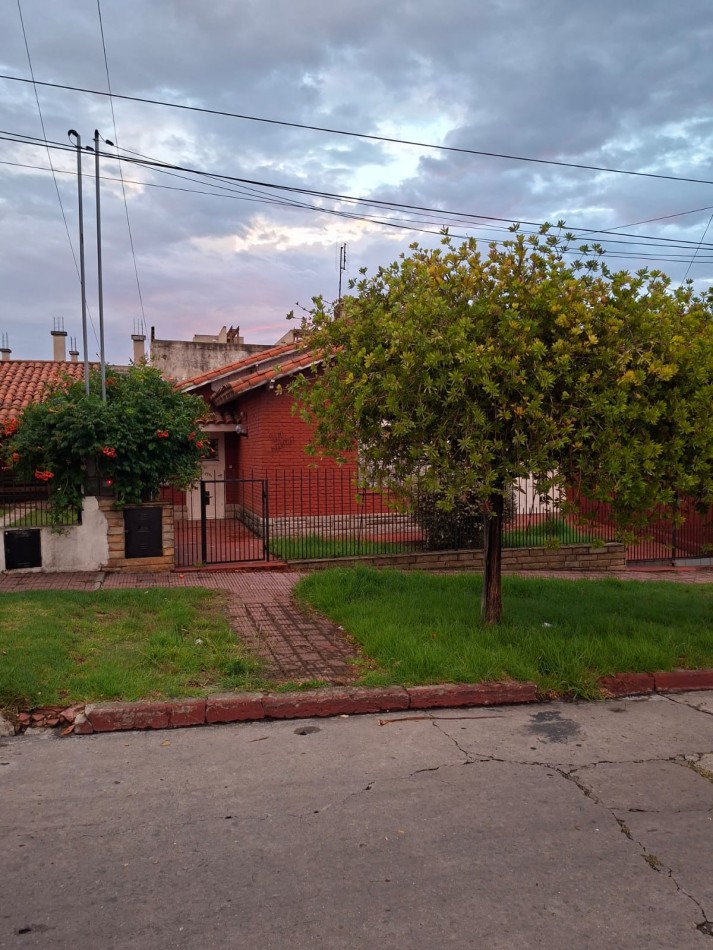 CHALET B° VILLA LOURDES MAR DEL PLATA