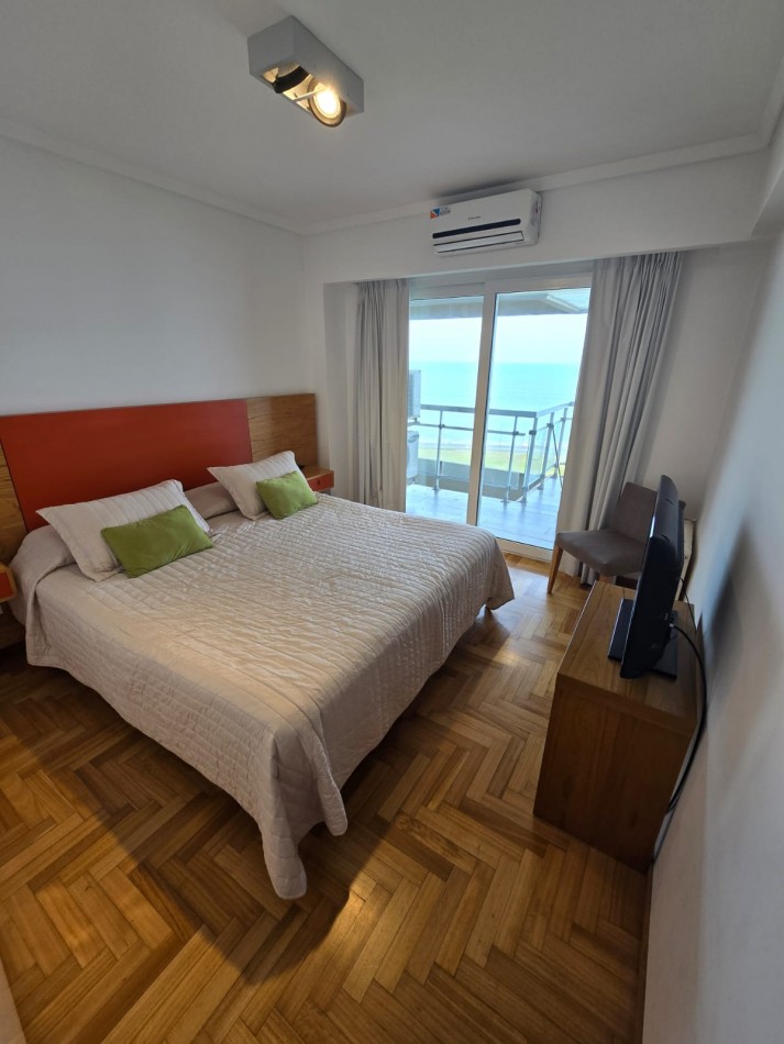 Exclusivo Departamento 3 Ambientes Frente Al Mar En Playa Grande