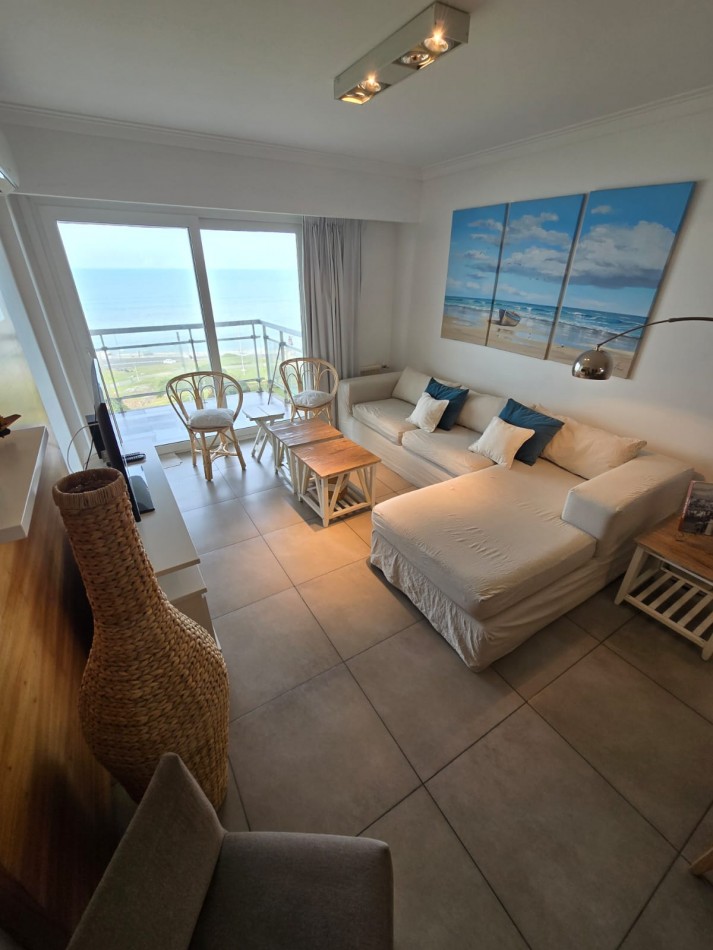 Exclusivo Departamento 3 Ambientes Frente Al Mar En Playa Grande