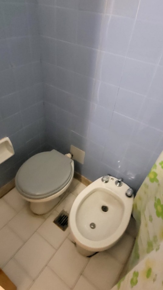 DEPARTAMENTO 2 AMBIENTES AL FRENTE CON BALCON - ALQUILER 24 MESES