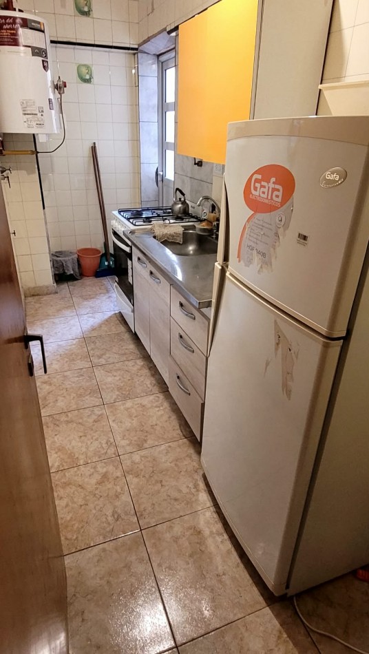 DEPARTAMENTO 2 AMBIENTES AL FRENTE CON BALCON - ALQUILER 24 MESES