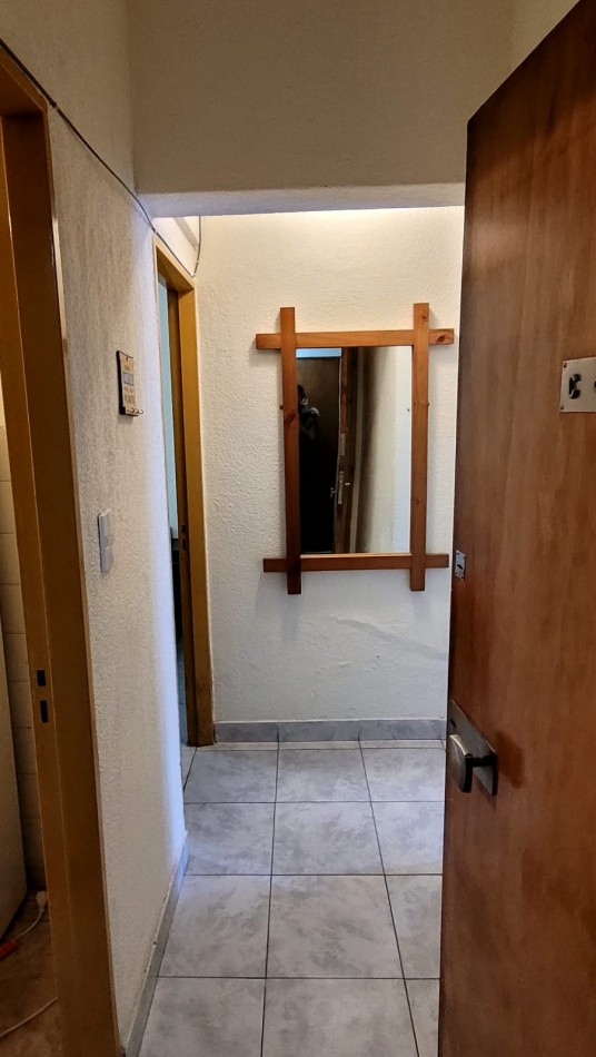 DEPARTAMENTO 2 AMBIENTES AL FRENTE CON BALCON - ALQUILER 24 MESES