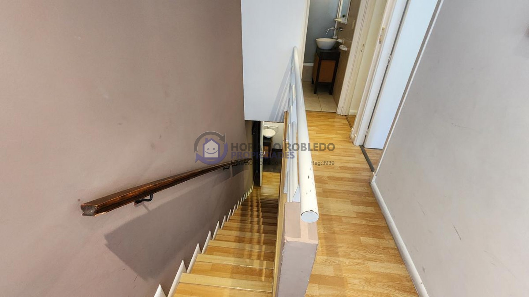 Alquiler temporario . Departamento · 3 Ambientes c/ cochera · zona Guemes.