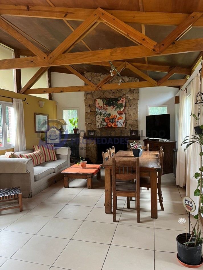 Casa de Bosque en Peralta Ramos a Pasos del Mar