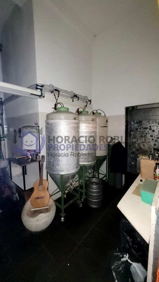 Bar/Fabrica de Cerveza. Fondo de Comercio.