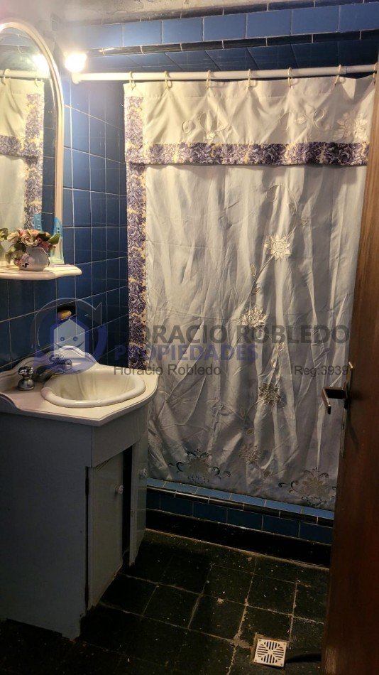 Casa Para Reciclar O Terreno Zona Comercial Juan B. Justo