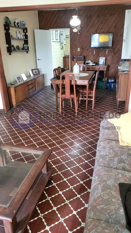 Casa Para Reciclar O Terreno Zona Comercial Juan B. Justo