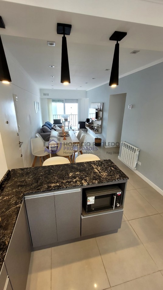 Departamento 3 ambientes con Balcon totalmente reciclado