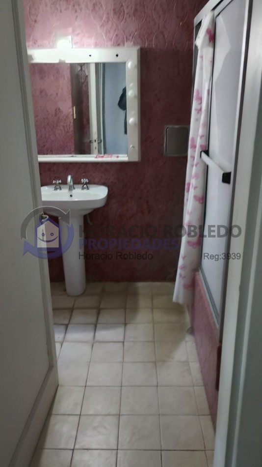 Casa Estilo Marplatense A Reciclar Gran Terreno En Zona Aldrey