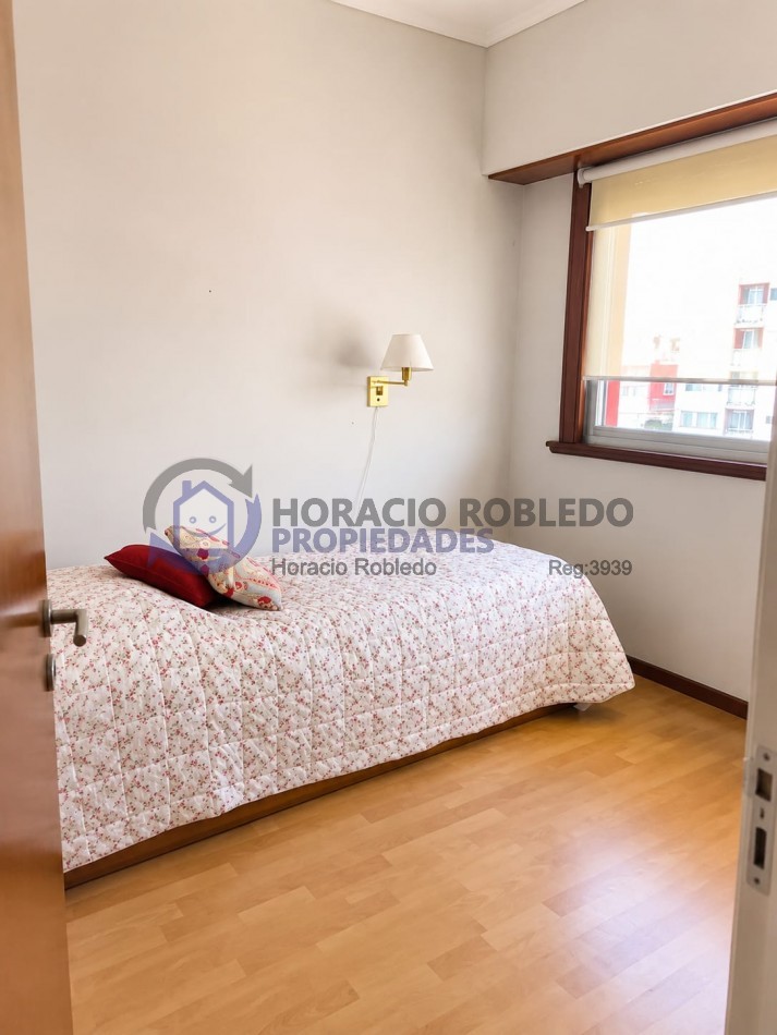 Impecable 3 amb. reciclado con balcon al frente y ammpli cochera cubierta