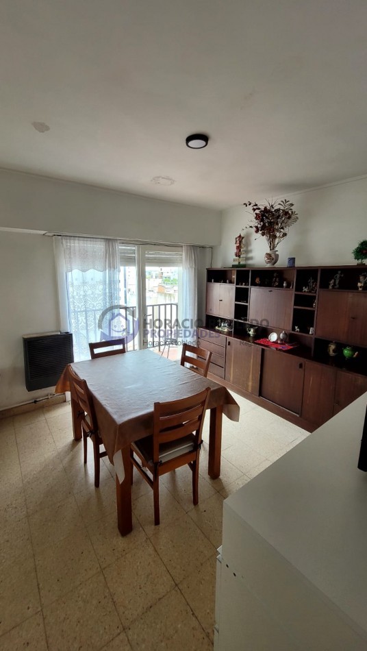 Hermoso Monoambiente con Balcon a la calle zona Shopping Aldrey