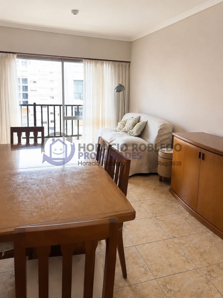 Impecable 3 amb. reciclado con balcon al frente y ammpli cochera cubierta