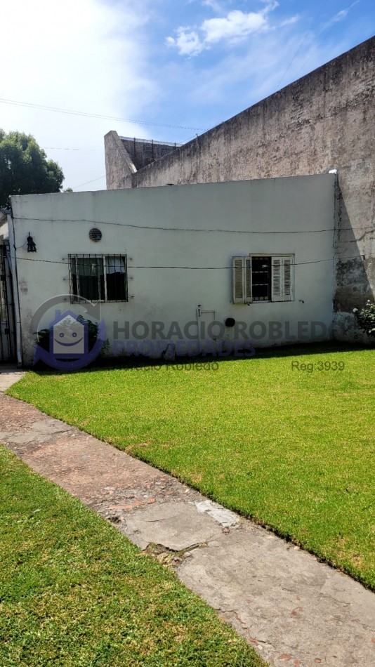 Casa Para Reciclar O Terreno Zona Comercial Juan B. Justo