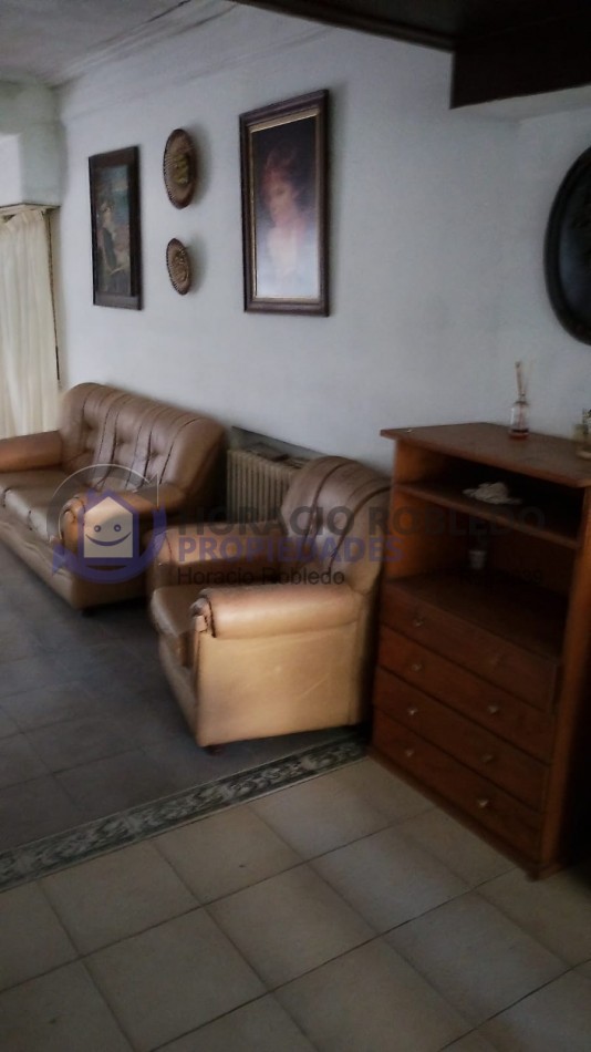 Casa Estilo Marplatense A Reciclar Gran Terreno En Zona Aldrey