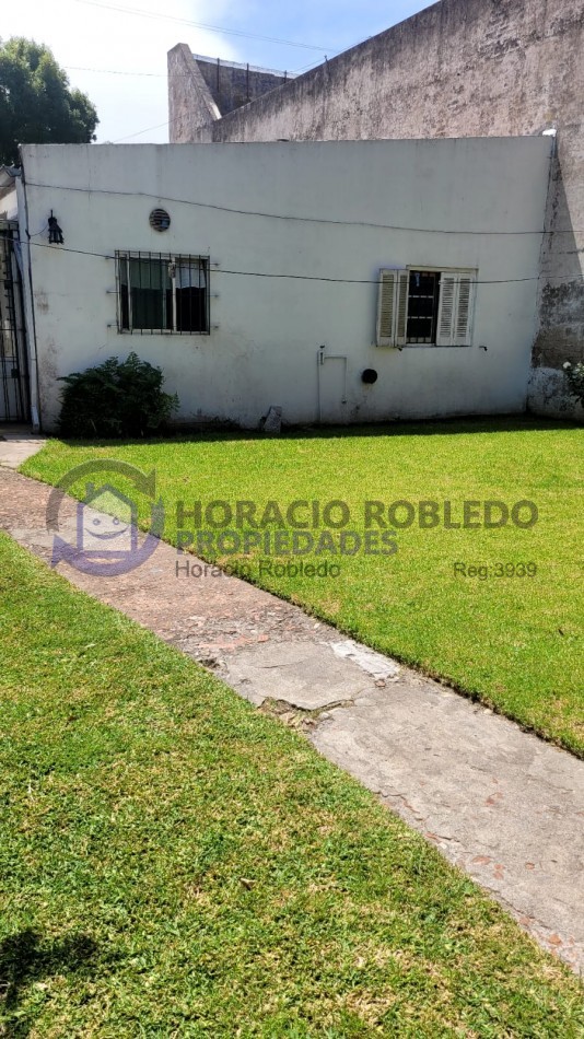 Casa Para Reciclar O Terreno Zona Comercial Juan B. Justo