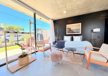 Casas Espejo En Acantilados A Metros Del Mar