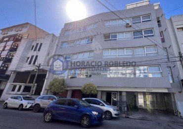 Oportunidad en Zona Guemes Luminoso 3 Amb. con Cochera Cubierta